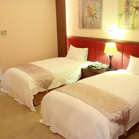 East Coast Sea View Hotel Chenggong Exterior photo