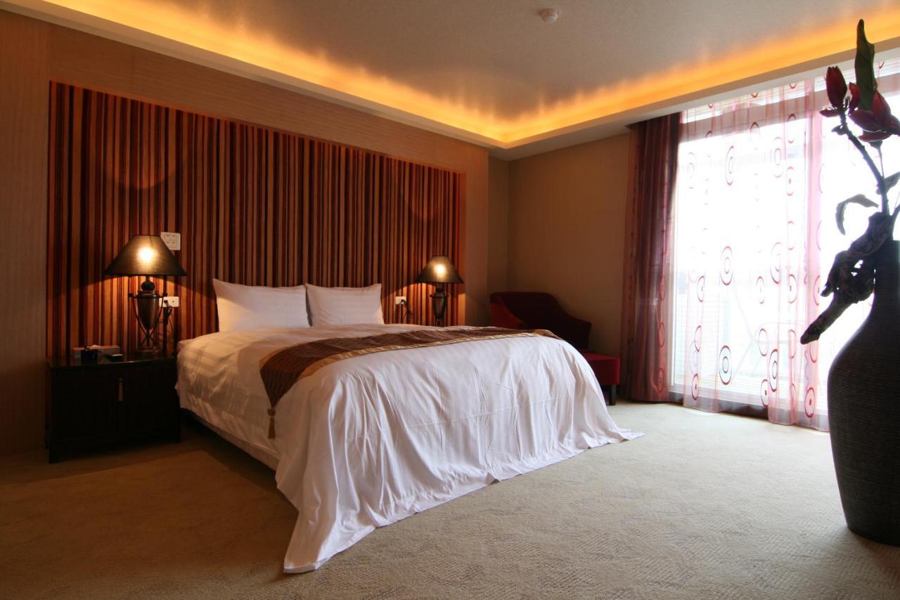 East Coast Sea View Hotel Chenggong Exterior photo